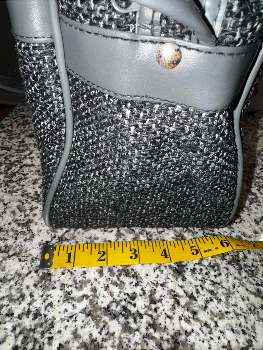 Vintage Tweed Oscar de la Renta Travel Bag w Front Zipper & Side Pocket